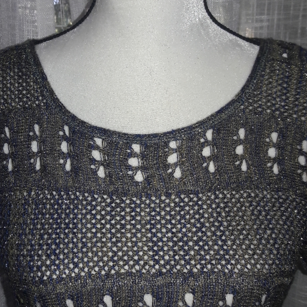 Sheer Top - Picture 3 of 4